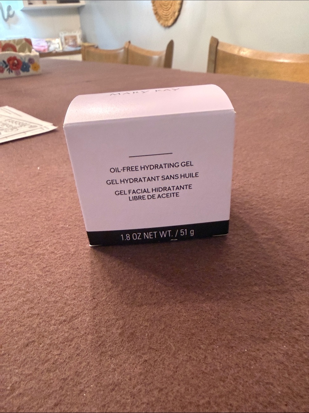 Mary Kay Oil-Free Hydrating Gel - White & Black Packaging